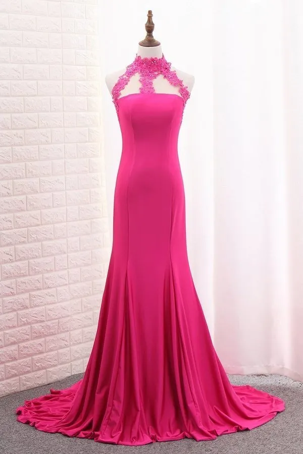 2024 Satin Mermaid High Neck Prom Dresses PS3HLRSL