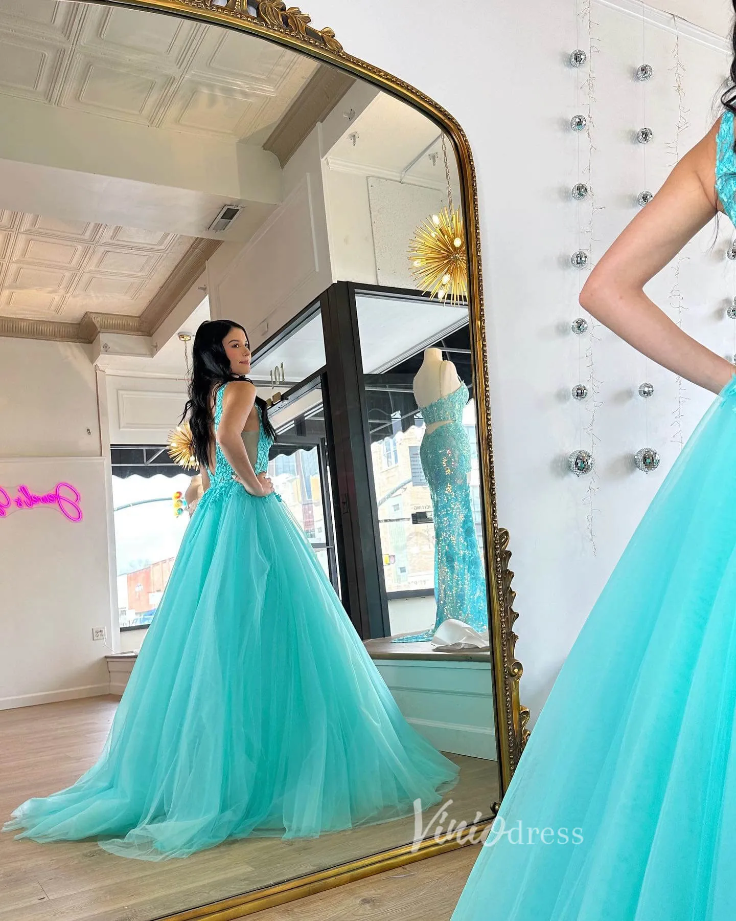 Aqua Lace Applique Prom Dresses V-Neck Formal Gown FD3610