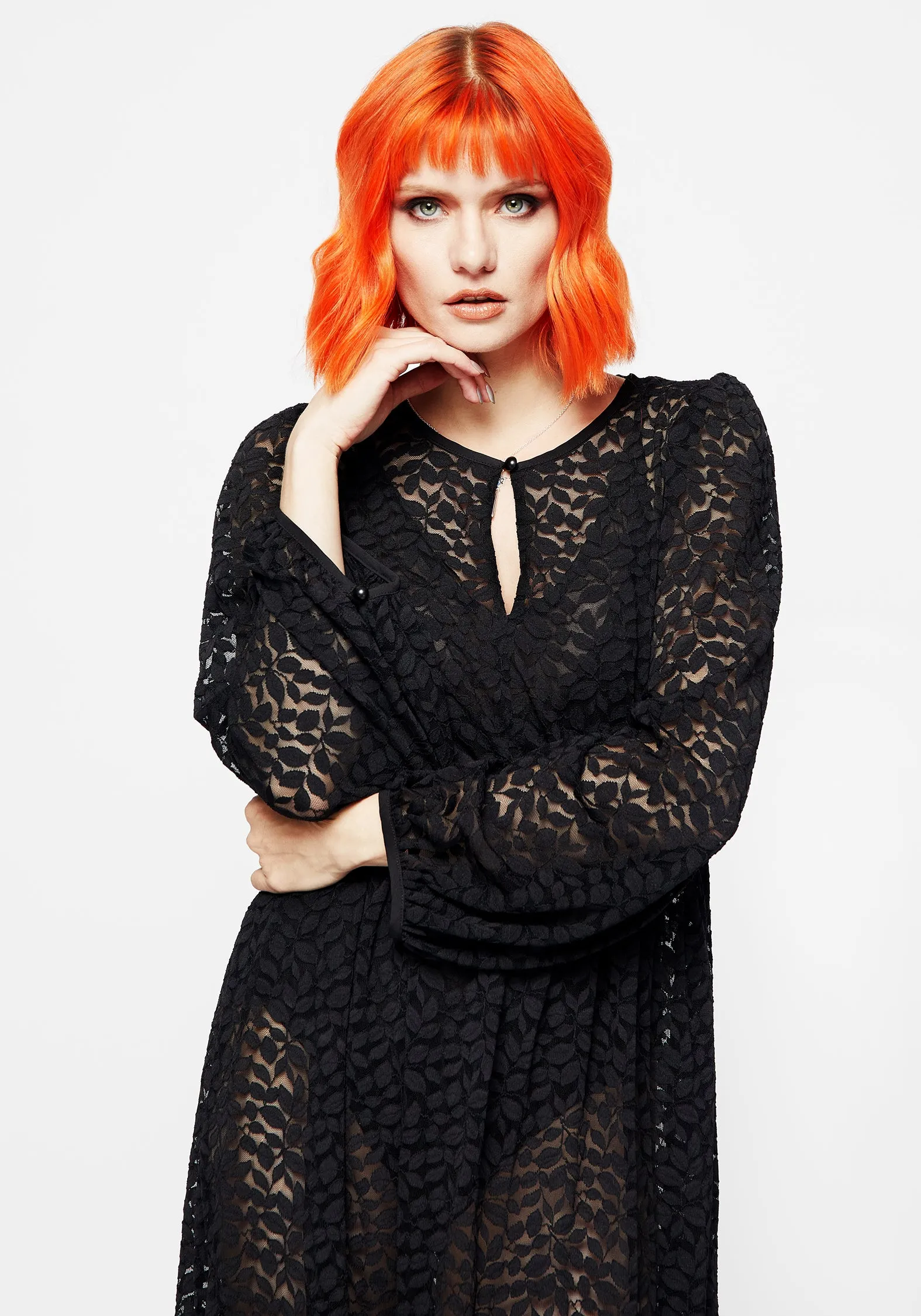 Blackwellia Lace Midi Dress