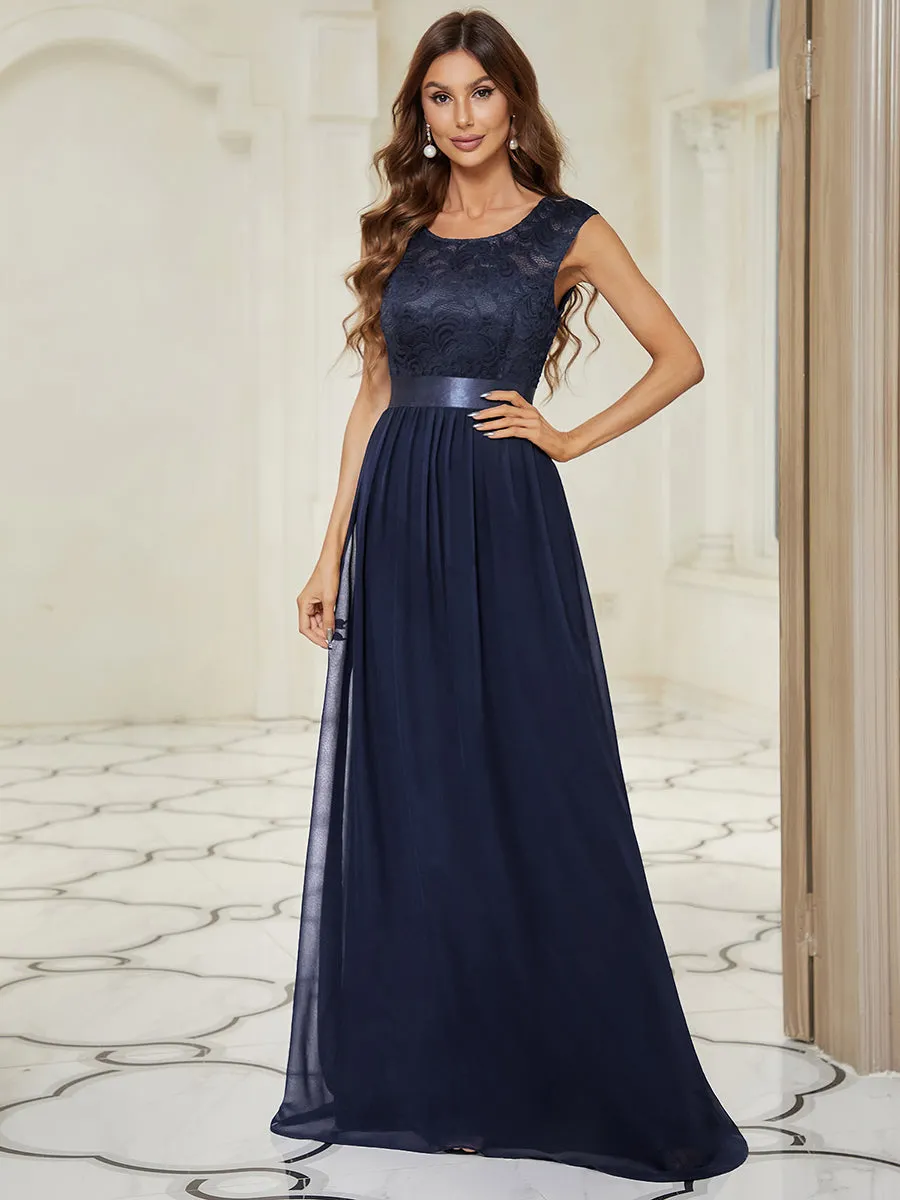 Custom Size Wholesale Fahion Bridesmaid Dresses with Lace