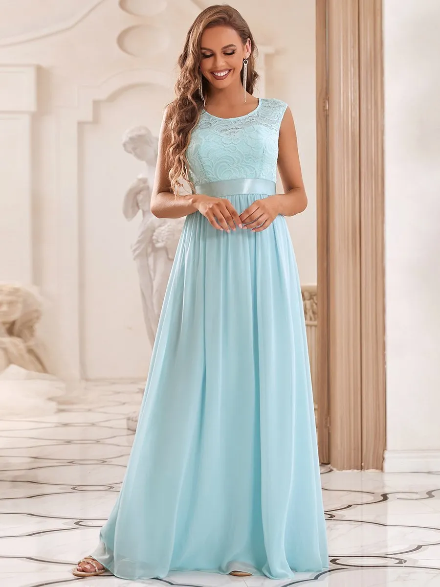 Custom Size Wholesale Fahion Bridesmaid Dresses with Lace