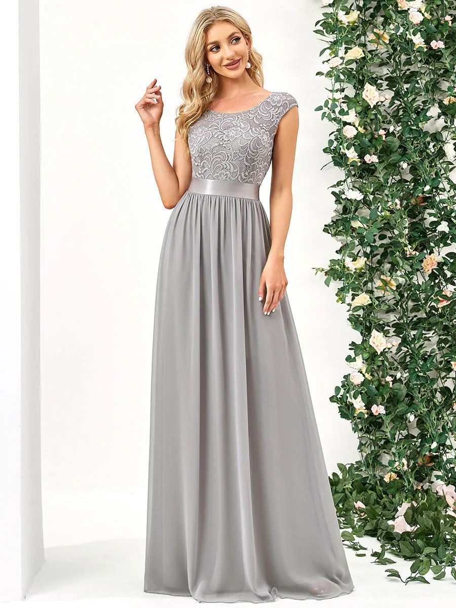 Custom Size Wholesale Fahion Bridesmaid Dresses with Lace