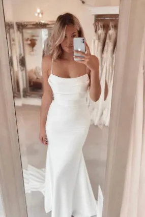 Romantic Mermaid Scoop Neck Wedding Dresses with Spaghetti Straps