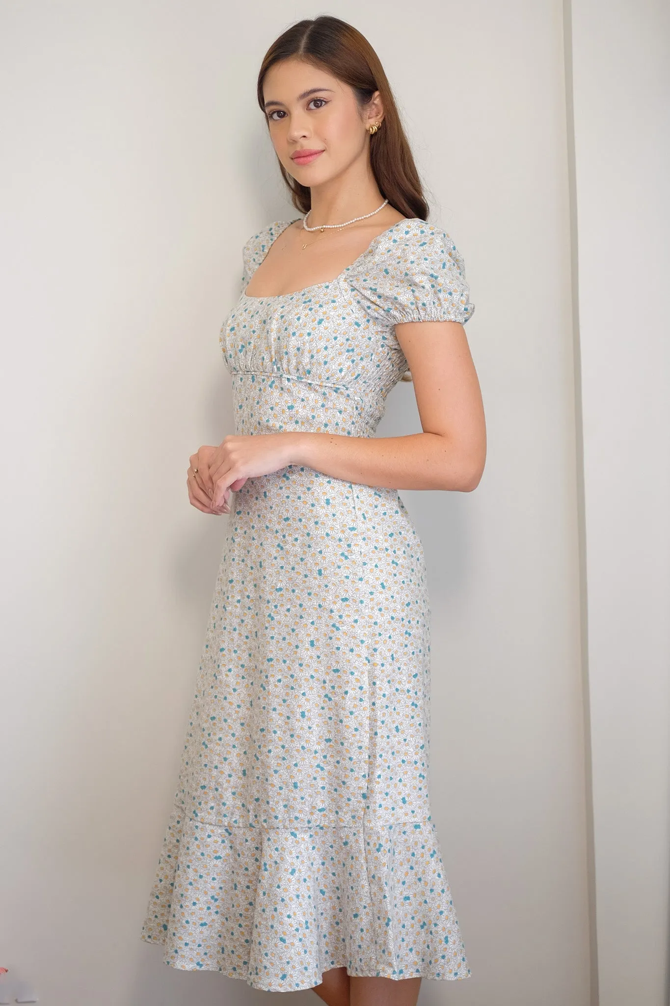 Suri Midi dress - white floral